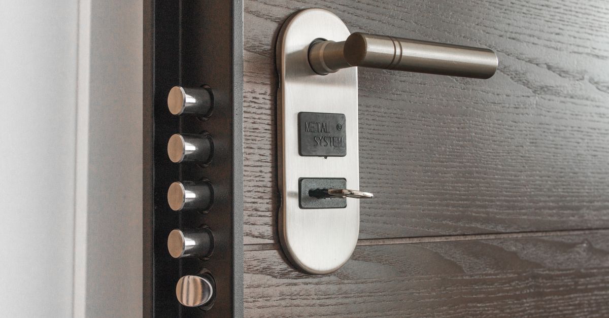 Locked Out in Bushwick? A Step-by-Step Guide Before You Call — Bushwick NY Locksmith