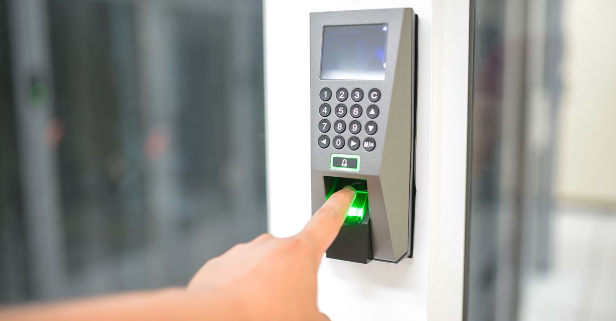locksmith unlocking front door — Bushwick NY Locksmith